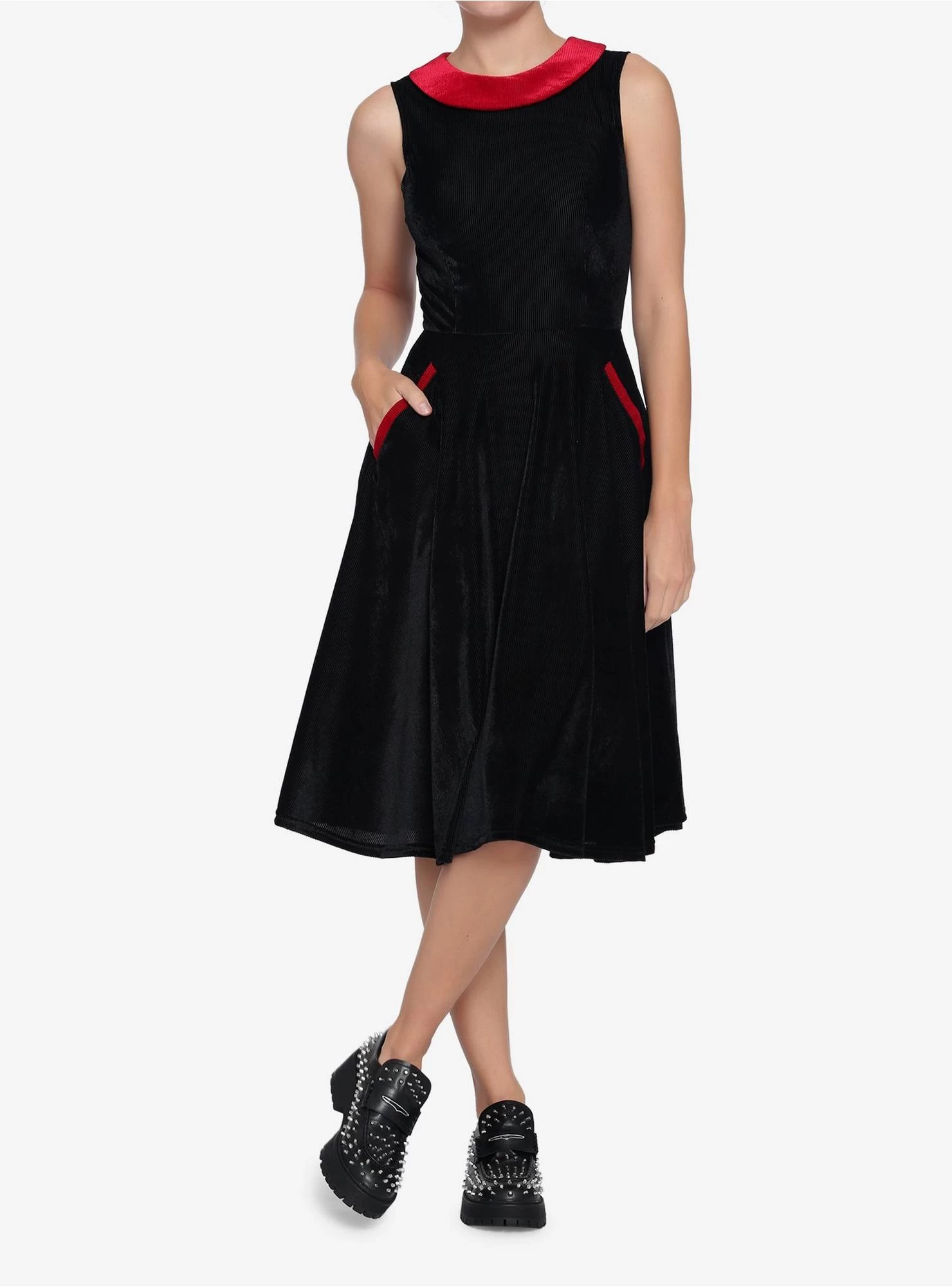Swing Dress Red Trim - Image 2
