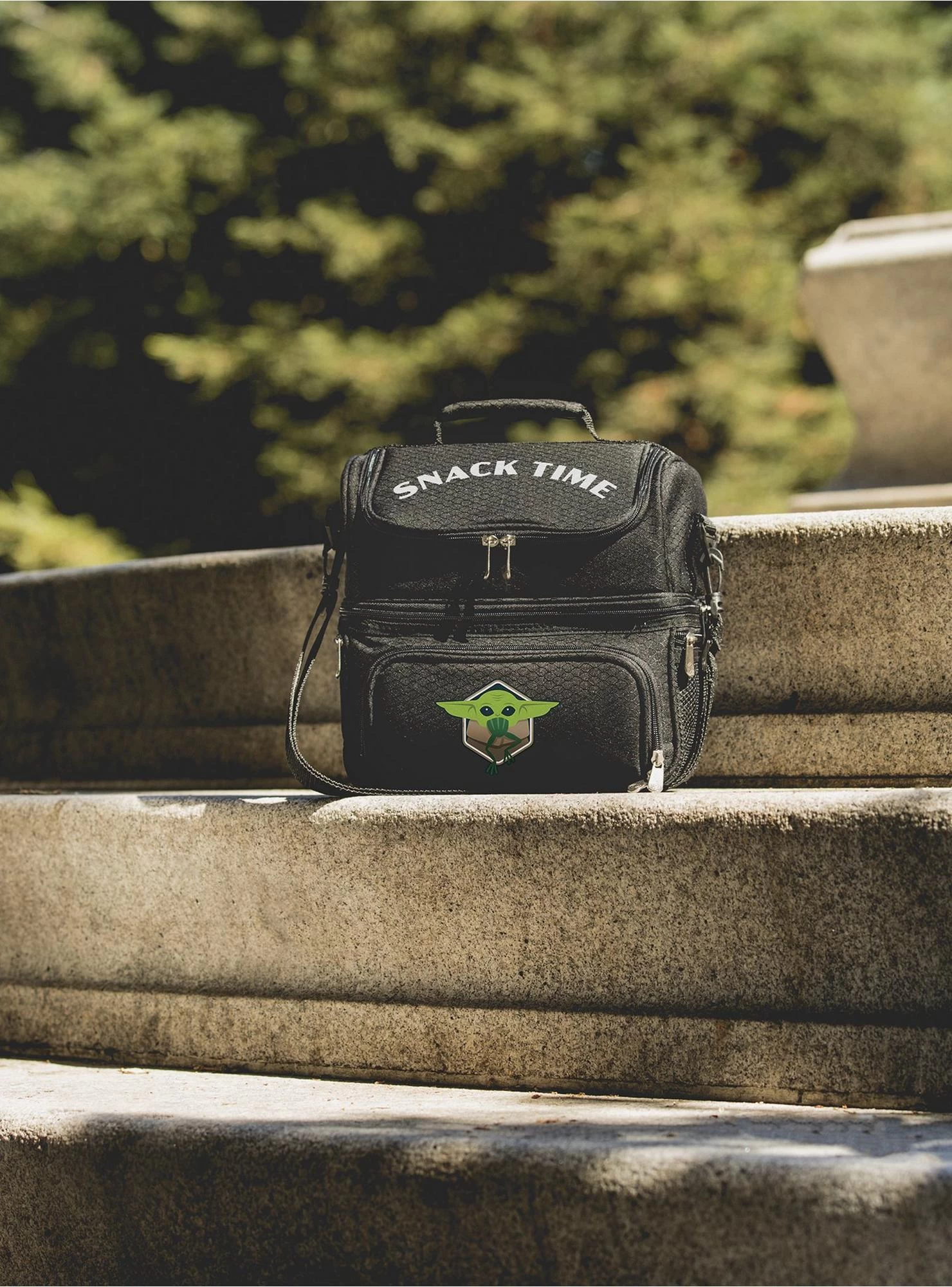 Star Wars The Mandalorian The Child Lunch Tote Black - Image 4