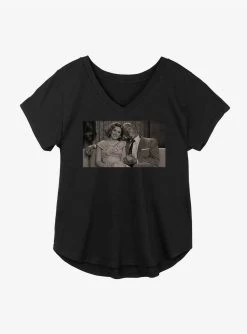 Marvel WandaVision Couch Couple Girls Plus Size T-Shirt