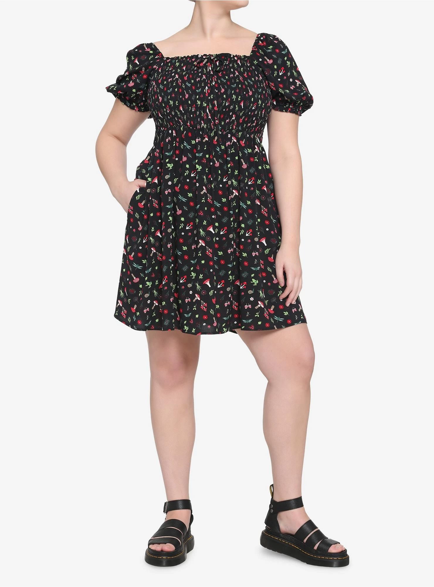 Black Mushroom Smocked Dress Plus Size - Image 2