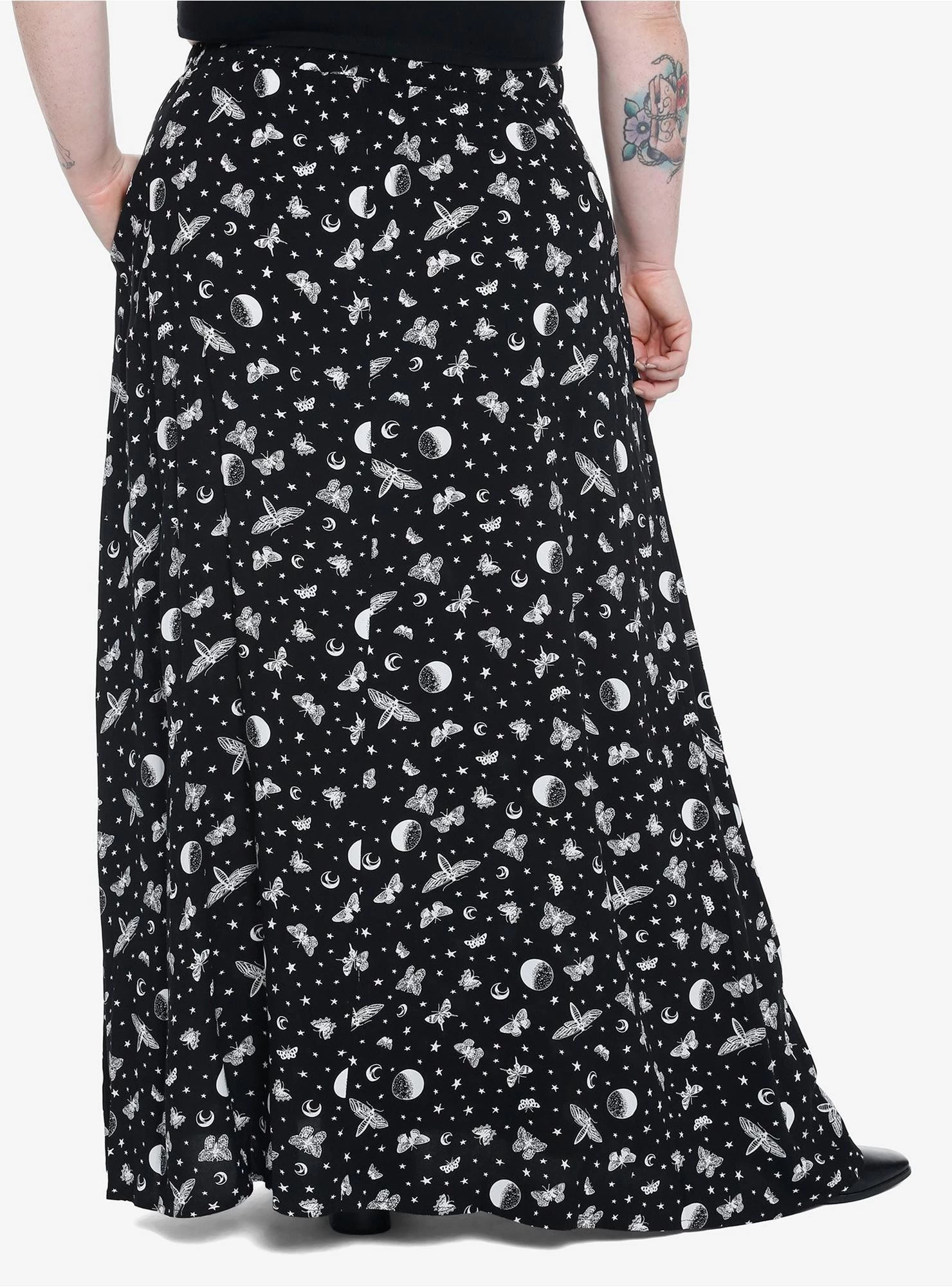 Black Celestial Moth Maxi Skirt Plus Size - Image 2