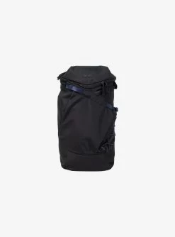 Doughnut Dynamic Large The Actualise Black Backpack