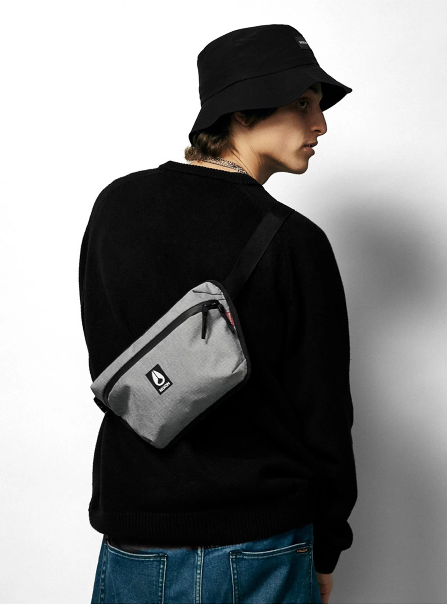 Nixon Day Trippin' Sling Heather Gray Fanny Pack - Image 6